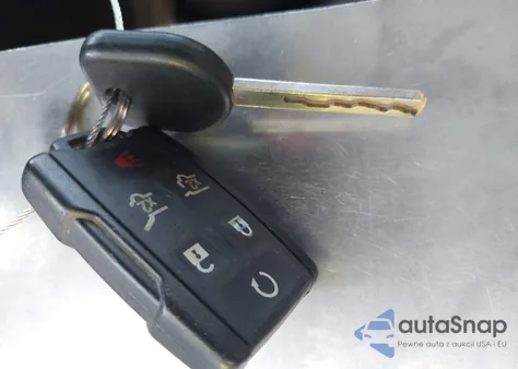 2017 Chevrolet Suburban Lt from USA, damaged, VIN 1GNSKHKC3HR325166